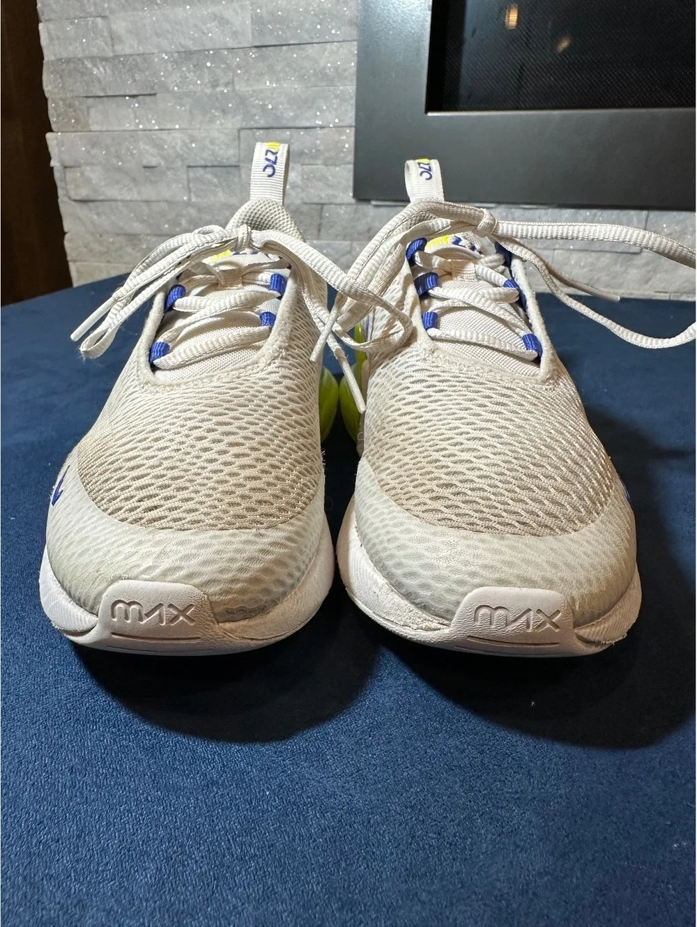 Nike Air Max 270 White Blue Neon Green kids Running Shoes Size 3y